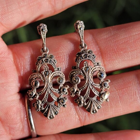 Vintage 925 sterling silver Art Deco ornate marcasite adorned unique earrings - Picture 7 of 16